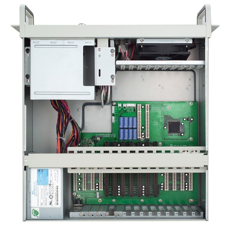 Axiomtek AX61400 – 4U 14 lizdų į spintą montuojamas korpusas 2 Axiomtek AX61400 – 4U 14 lizdų į spintą montuojamas korpusas 2
